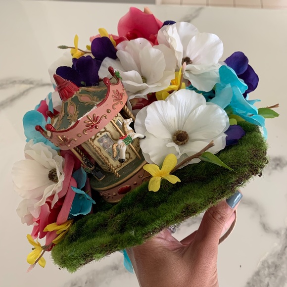 Horse Carousel & Flower Custom Fascinator / Hat main image 5
